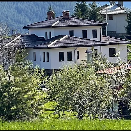 Gasthuis меча стъпка 3*